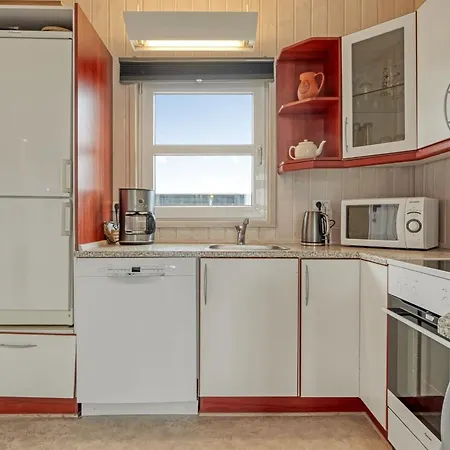 Apelone - 280m From The Sea By Interhome 히링