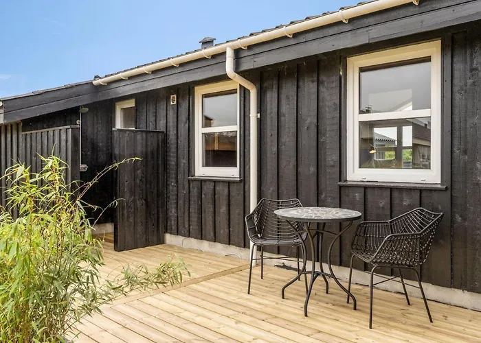 Apelone - 280m From The Sea By Interhome Semesterbostad